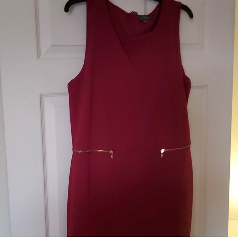 Beautiful burgundy dress.  Size 14 women’s